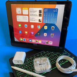 Apple IPad 7th / 8th / 9th Generation (10.2” Retina Display / Latest IOS 17 ) 32GB with stylus pen, keyboard, case  & Accessories