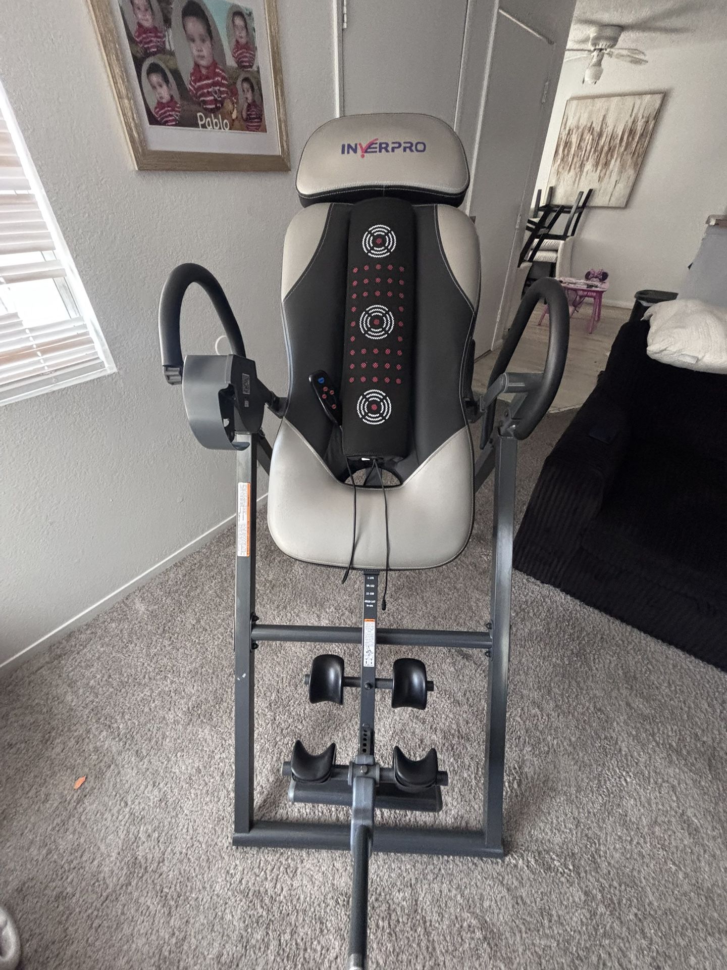INNOVA INVERSION TABLE with Spine Lumbar Advanced Heat and