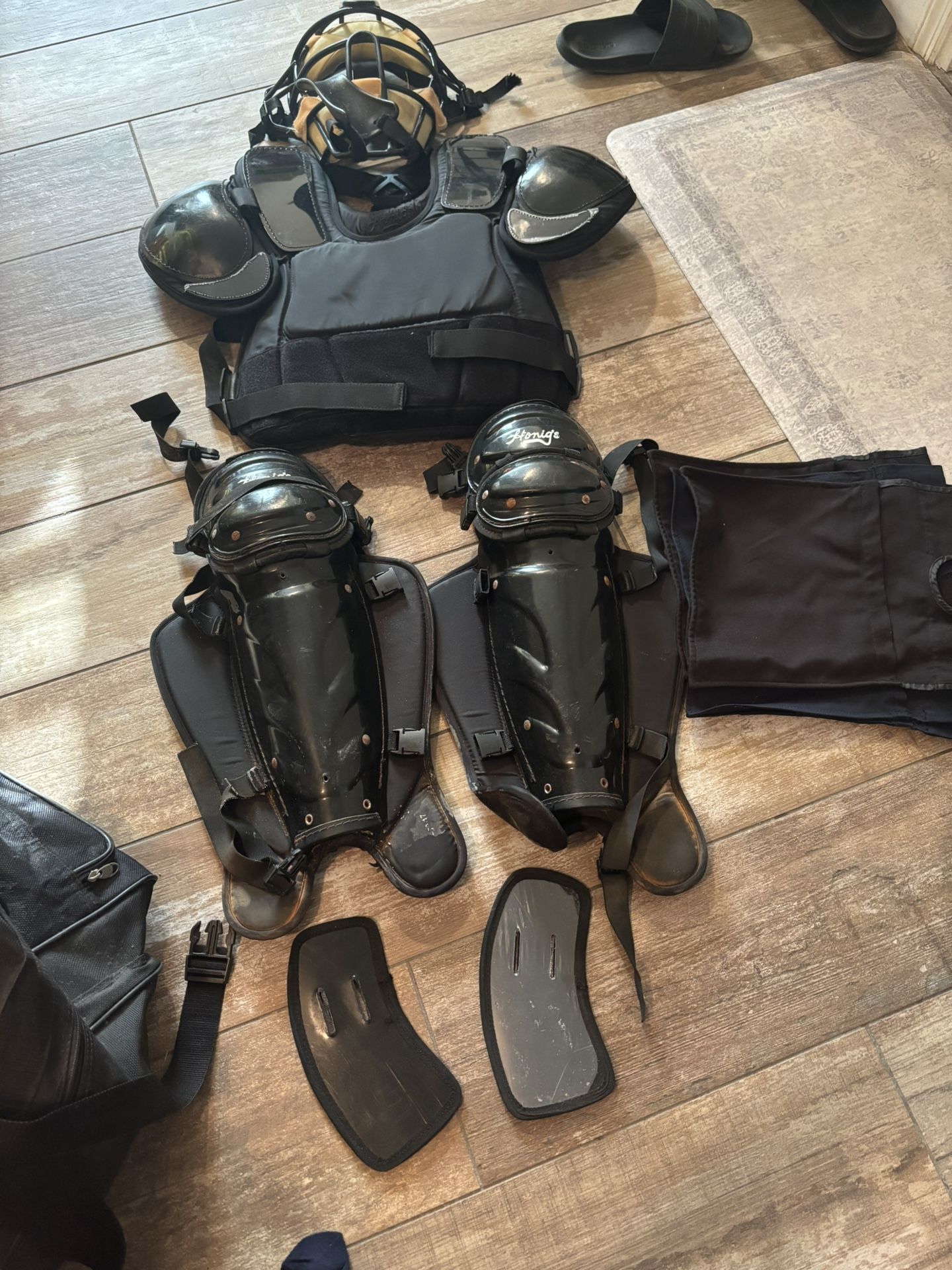 Full Umpire Gear Set