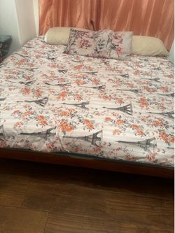 King size bed