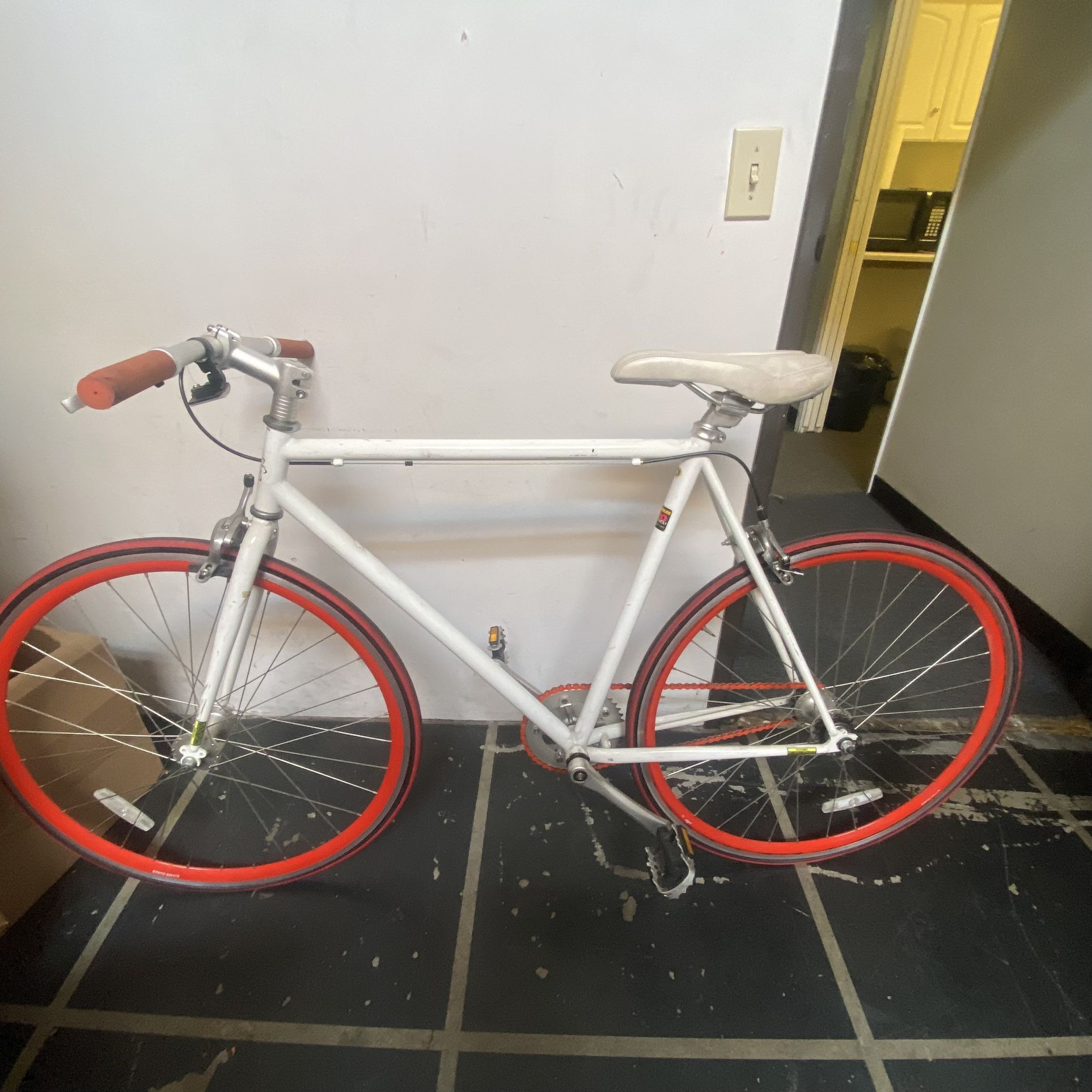 Reynolds 520 Chrome-Moly Bike. Size 56. Rim Size ETRTO 622 X 13