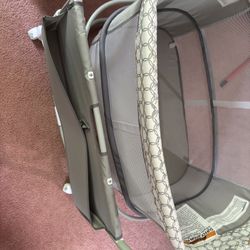 Bassinet Bedside 