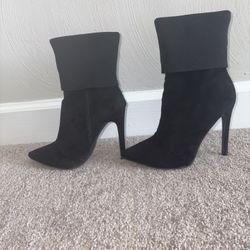 Black Booties Heels Suede -like Size 6