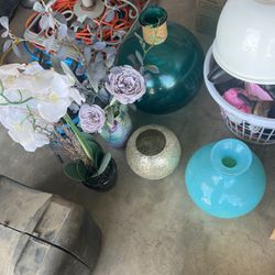Flowers W/ Vases