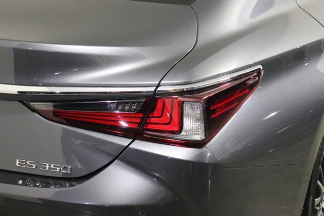 2022 Lexus ES 350