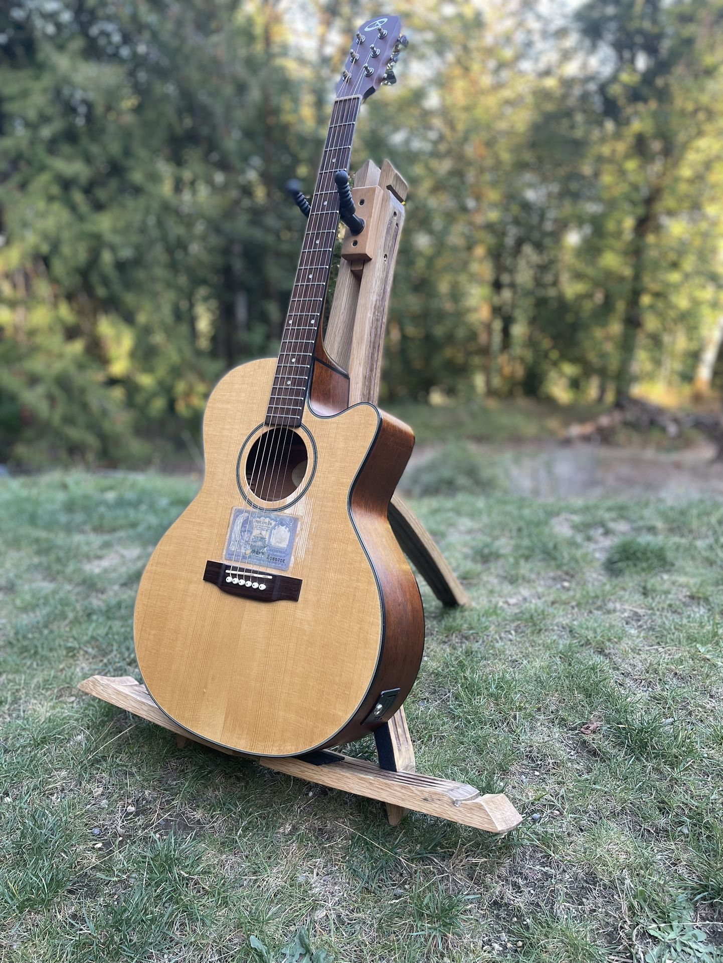 Wine Barrel Guitar Stand