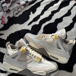 Jordan 4 Craft Photon Dust 