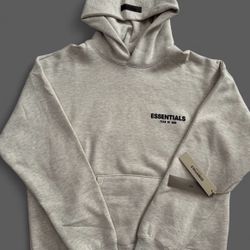 Essential hoodie