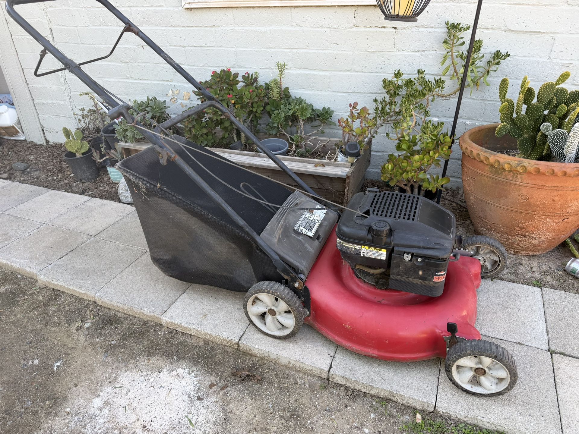 Lawn Mower 