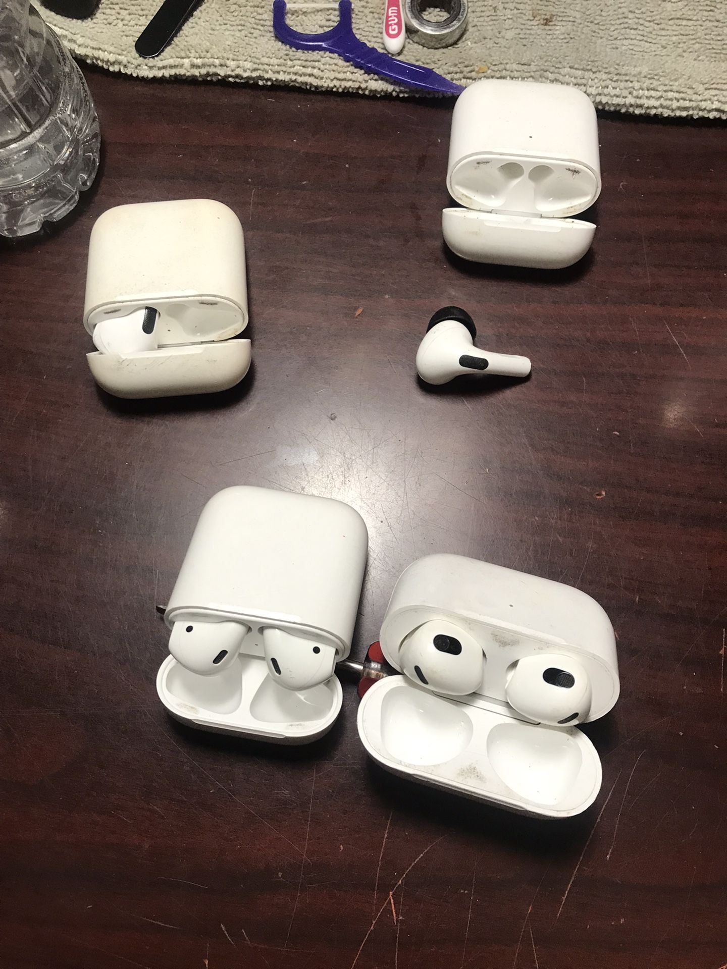 Apple Earbuds