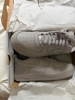 Airforce1 mens size11 light grey ( IT’S AVAILABLE !)