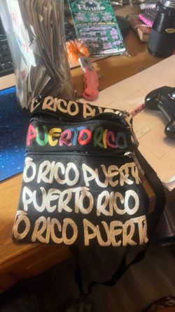 Puerto Rico over the shoulder pouch