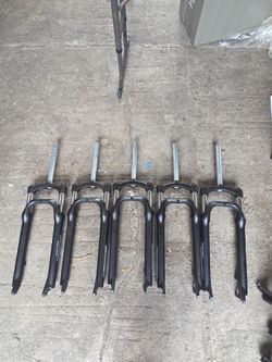 Aventon and sr suntour front forks