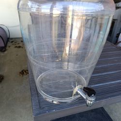 Drink Container And Dispenser Agua Fresca Or Other Drinks