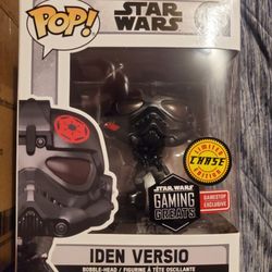 Funko Iden Versio  Chase