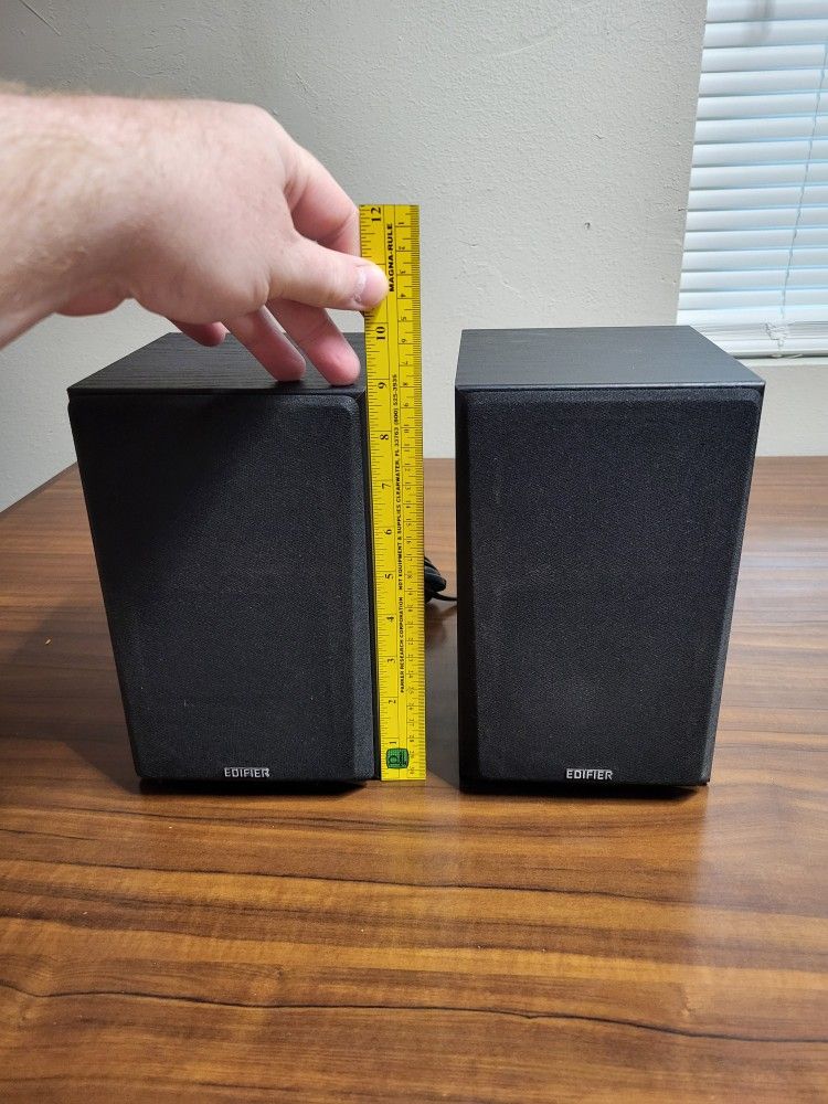 Speakers 