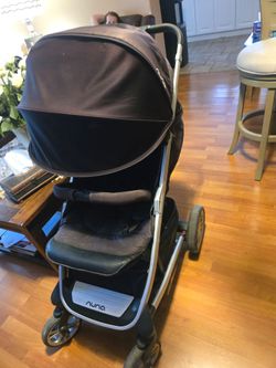 Nuna stroller light weight foldable