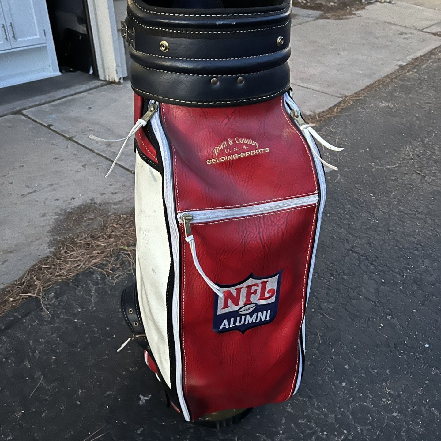 Golfheadz on X: LV vintage golf bag. 👀 📸 via @depop #golfheadz