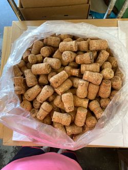 400 Champagne Corks