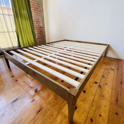 Queen Simple Platform Bed Frame ( Deliver )