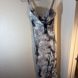 FashionNova Gigi Tie Dye Lace Maxi Dress Size Small NWT