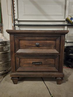 Mor Nightstand