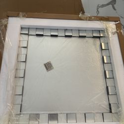 Square Mirror 