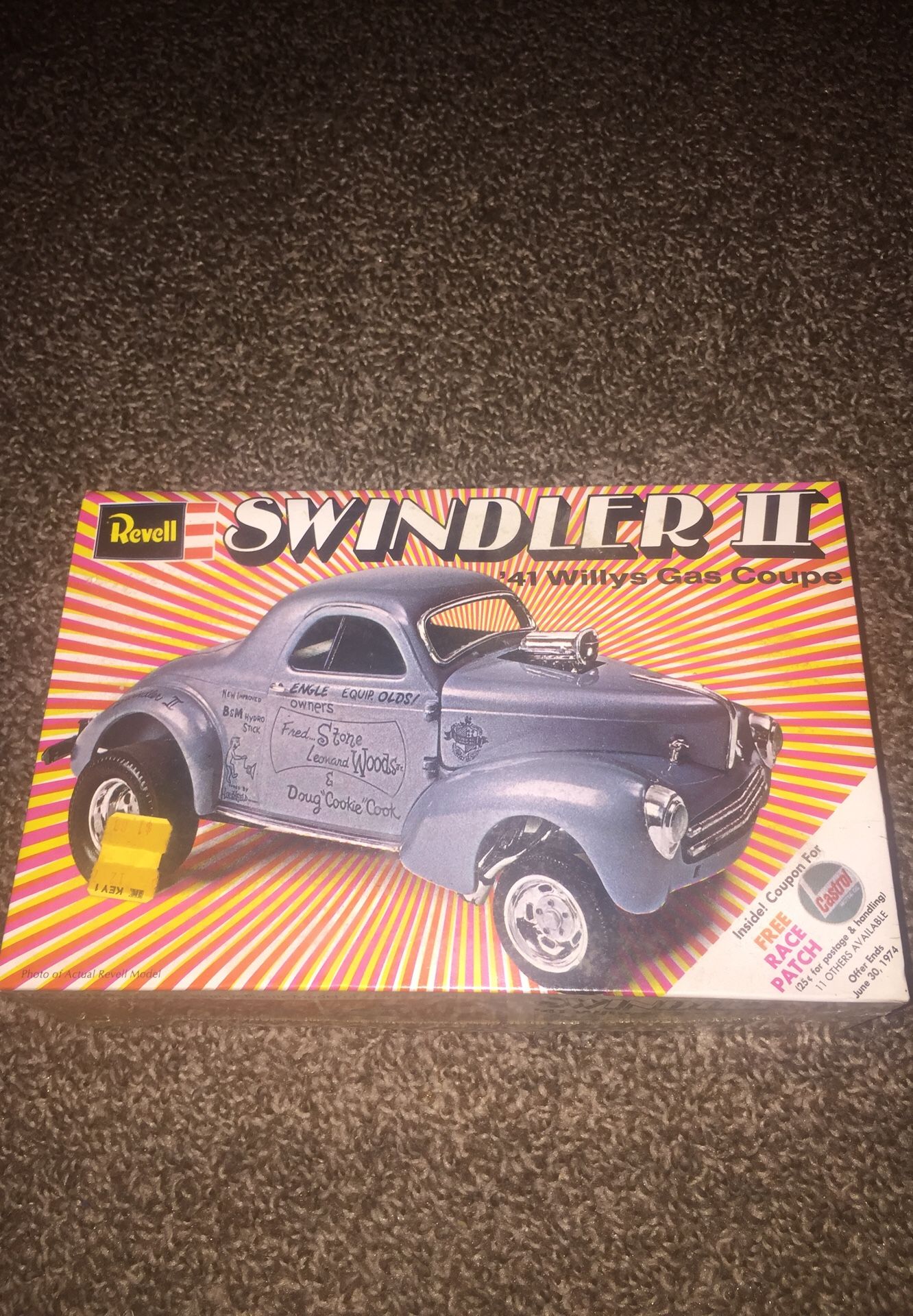 1/25 H1283 Revell Swindler II 1941 Willys Gas Coupe ( Gasser)