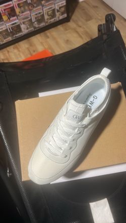 G-W White Low-Top Sneakers