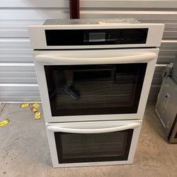 Frigidaire White 30” Double Electric Wall Oven