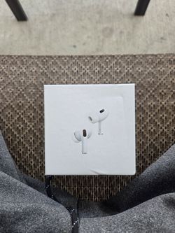 Apple AirPods Pro 2nd Generation USB-C full set