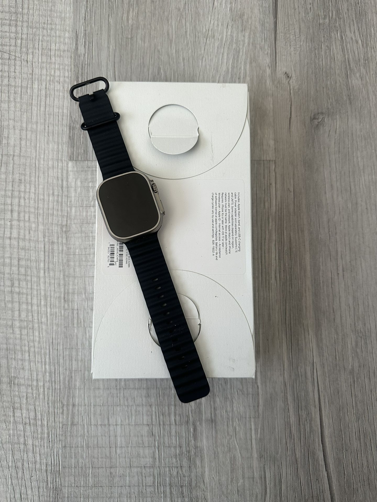 New Apple Watch Ultra 2 Titanium 49mm