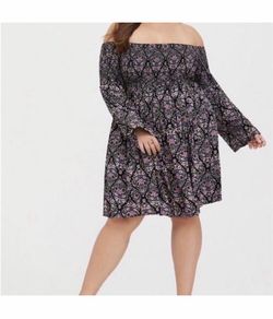 Women’s Torrid Floral Dress Off The Shoulders NWT Size 2 Or 2X Black