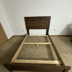 Gilliam Brown Full Complete Bed (No Mattress , Box Spring is an additional charge).