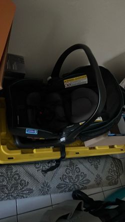 Grace snug ride lite lx with base and stroller attachment