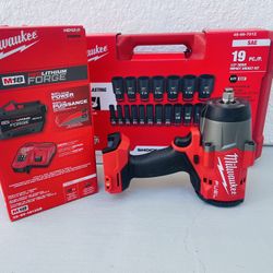 Milwaukee Heavy Duty Impact Wrench Set