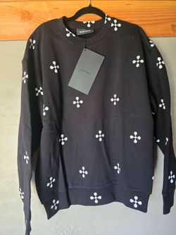 blackscale pull over/ sweater
