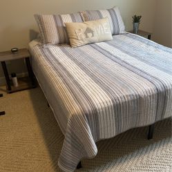 Bedroom Set (Queen Size)