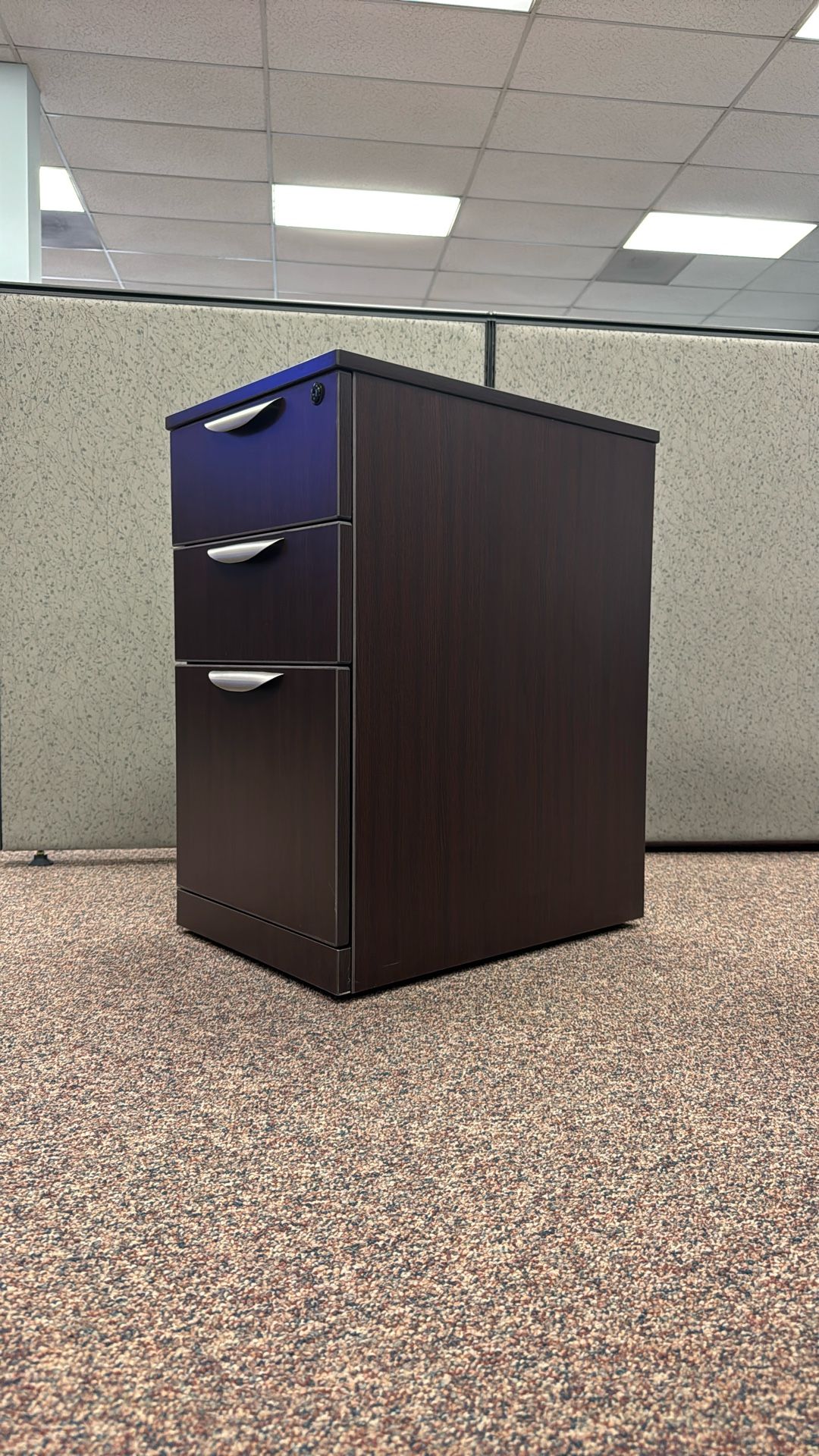 Mobile File Cabinet | 3 Drawer