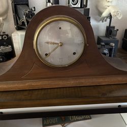 Vintage Mantle Clock