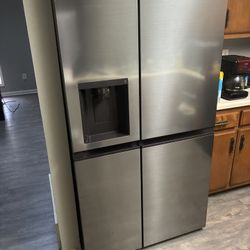 LG Door In Door Side By Side Refrigerator Freezer