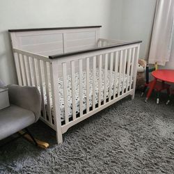 Baby crib