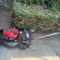 Honda HRN216 Self Propelled Lawnmower 