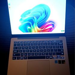 Touchscreen Samsung Galaxy Book4 Edge Brand New 