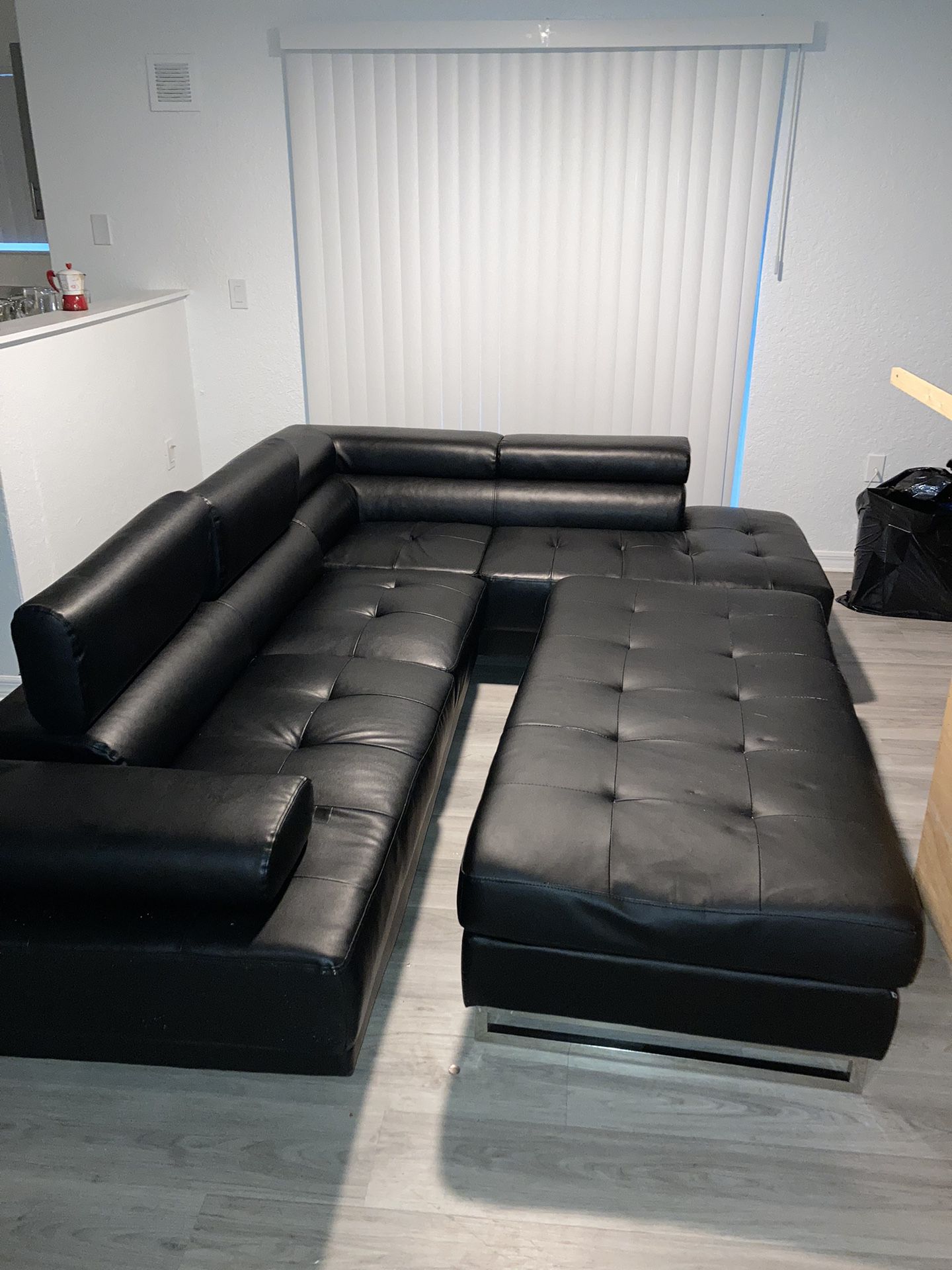 Black Leather Couch With Ottoman 