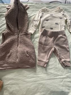 Baby boy used outfit; size 3m