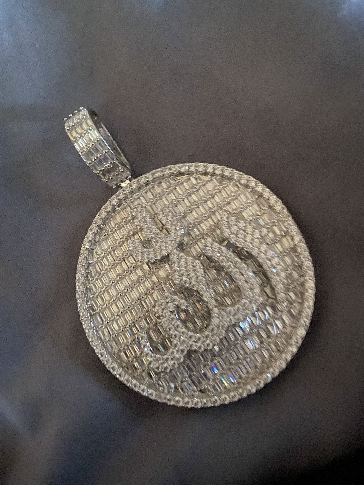 Pendant