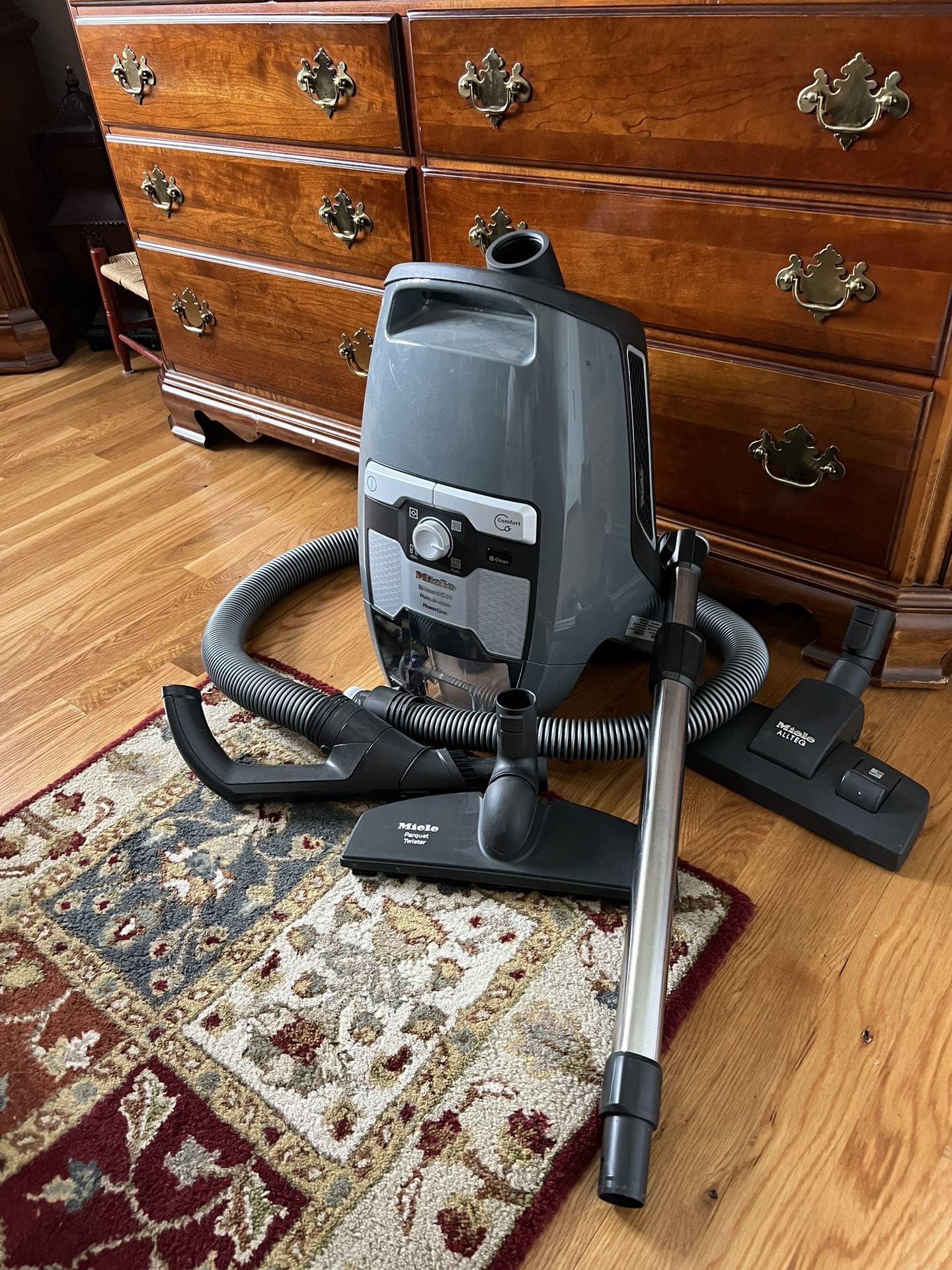 Miele Vacuum 