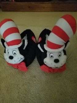 Cat in hat bedroom shoes