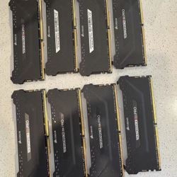 CORSAIR - VENGEANCE RGB PRO 32GB Memory Card